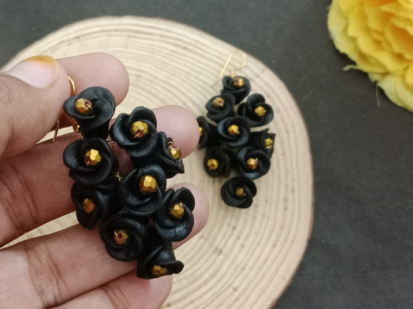 Midnight Gold Blooms